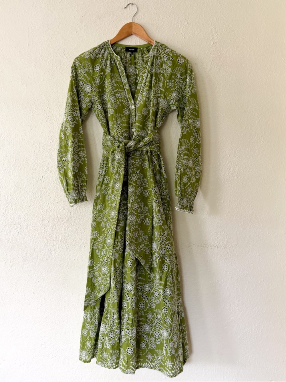 ME+EM Bespoke Contrast Green Broderie Long Sleeve Midi Dress - Picture 2 of 9
